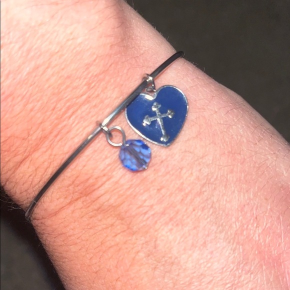 Silver Heart with Cross Charm Bracelet Hallmark Celebrate Life Stainless Steel - Picture 1 of 6